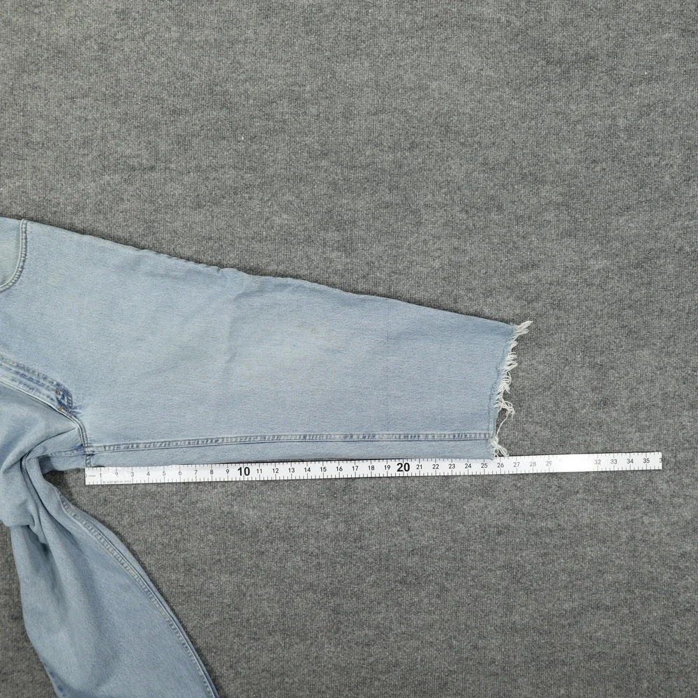 Vintage Levis 560 Jeans Mens 36x26 Light Wash Blue Relaxed Tapered Raw Hem